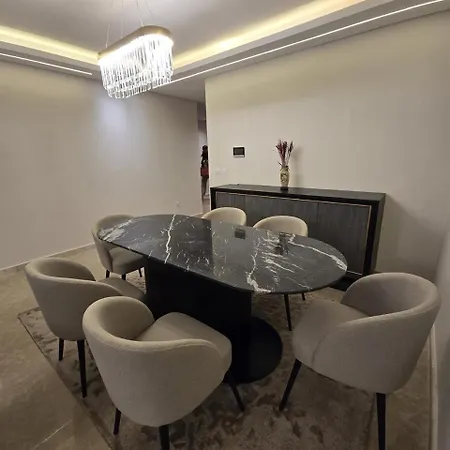 Elegant Zed Park Apartment Sheikh Zayed City Exterior photo